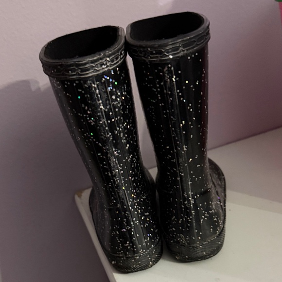 Hunter Kids Black Sparkly glitter Rain Boots - Picture 3 of 7